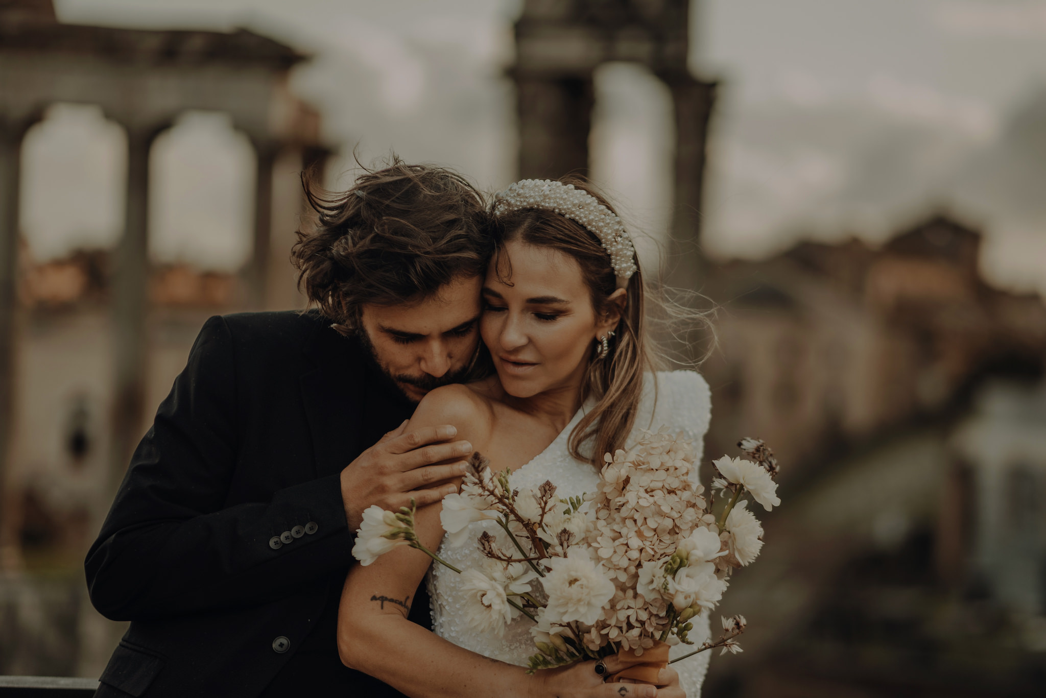 Roman Reverie: Chic Civil Elopement in Rome